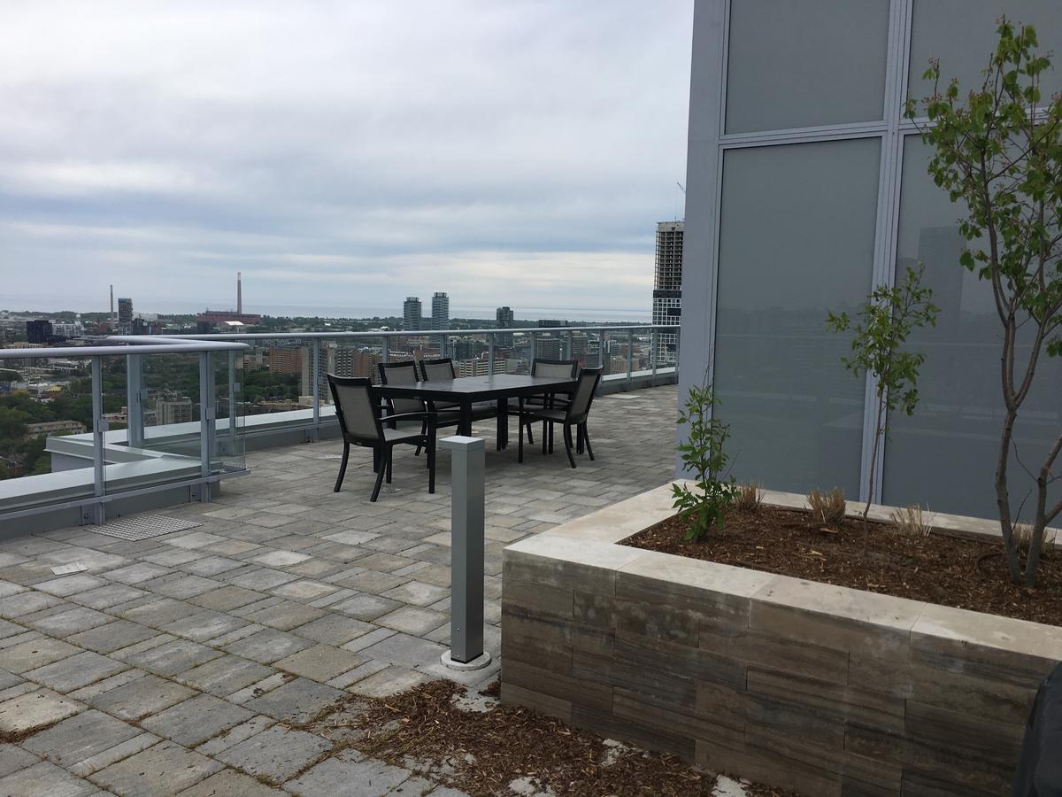 Toronto Metropolitan University-Daphne Cockwell Complex Residence Dış mekan fotoğraf